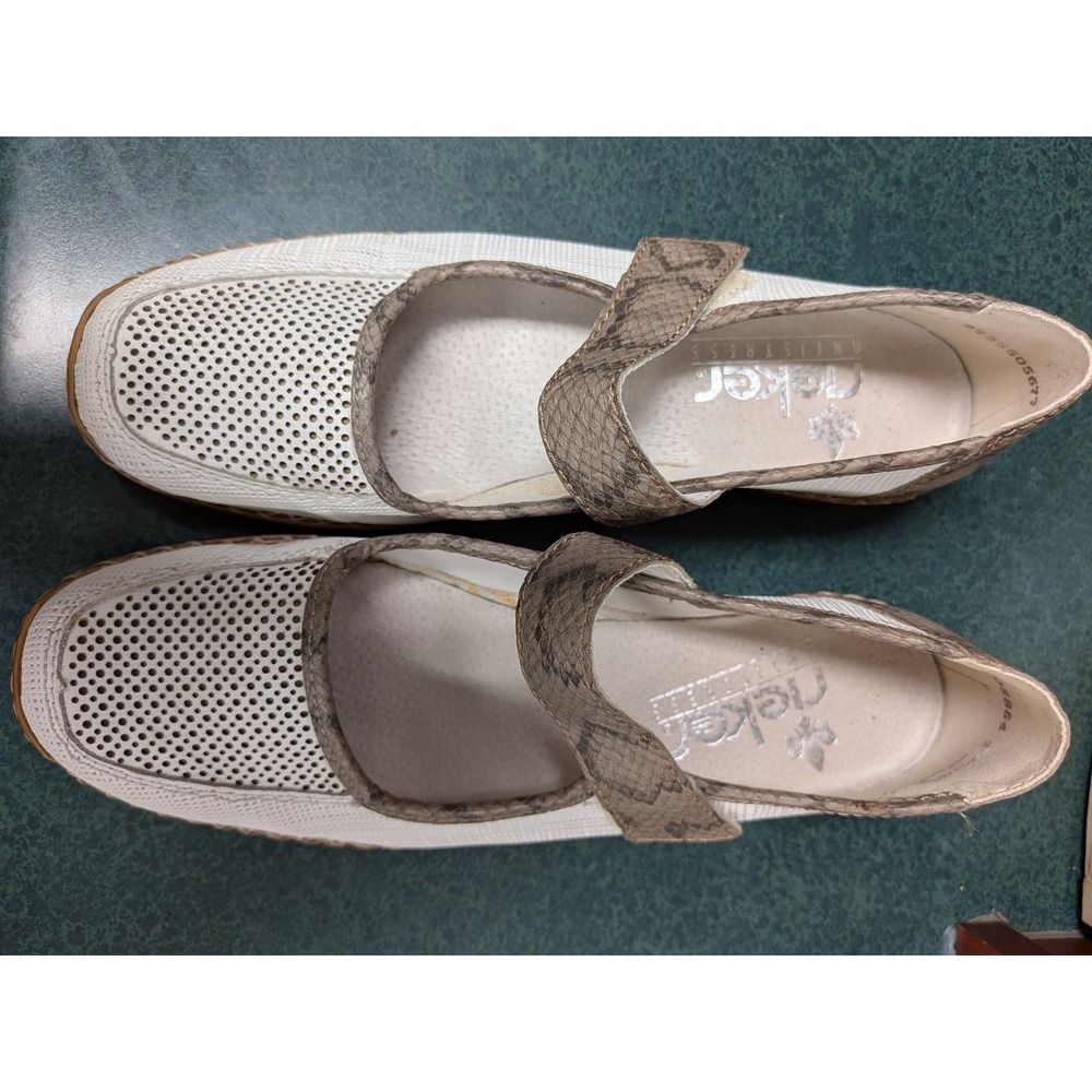Rieker Antistress White Perforated Mary Jane Flats Snakeskin Strap Size 39‎